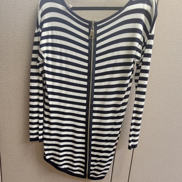Soft Surrounding back zipper striped tunic - Picture 3 of 5